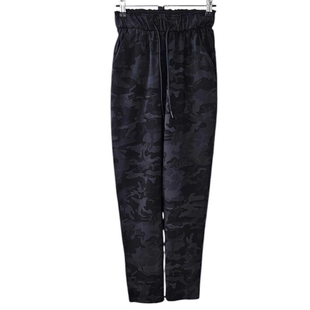 Lululemon Womens Keep Moving Pant, 7/8, High-Rise, Incognito Camo Multi Grey, 2